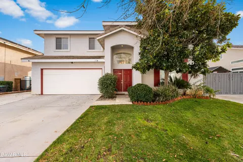 1728 Blackberry Ct, Palmdale, CA 93551