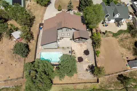 View/Area - 21020 White Pine Dr, Tehachapi, CA 93561 photo 3 of 8