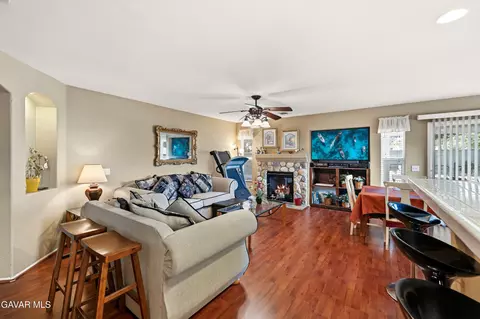 1549 Thomas Dr, Lancaster, CA 93535 photo 13
