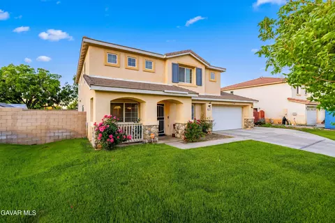 1549 Thomas Dr, Lancaster, CA 93535 photo 3