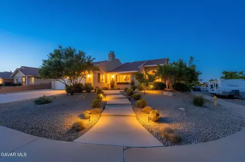 6205 Corinthian Pl, Quartz Hill, CA 93536