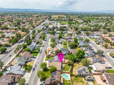 View/Area - 1605 Bluebell St, Lancaster, CA 93535 photo 4 of 4