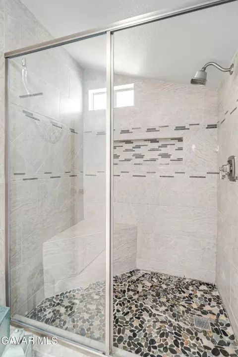 Bath - 1605 Bluebell St, Lancaster, CA 93535 photo 5 of 6