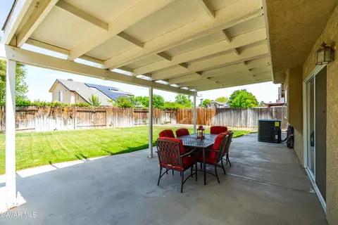 Other - 1605 Bluebell St, Lancaster, CA 93535 photo 9 of 10