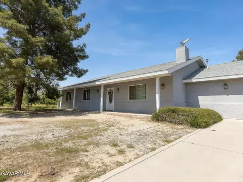 18060 Walnut St, Hesperia, CA 92345 photo 6