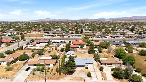 18060 Walnut St, Hesperia, CA 92345 photo 41