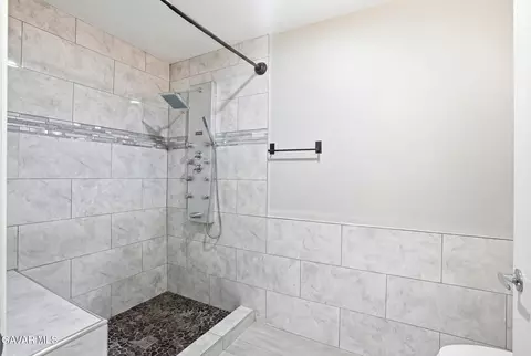 18060 Walnut St, Hesperia, CA 92345 photo 30