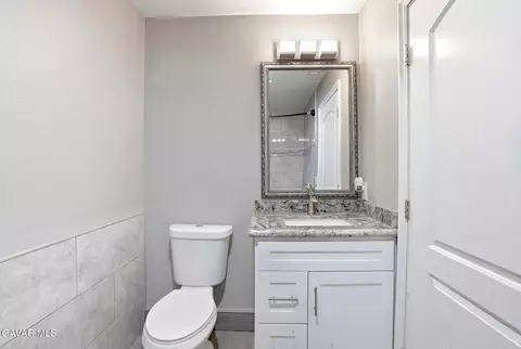 18060 Walnut St, Hesperia, CA 92345 photo 31