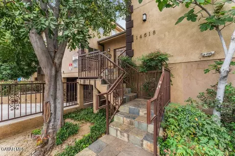 14618 Gilmore St UNIT 16, Van Nuys, CA 91411