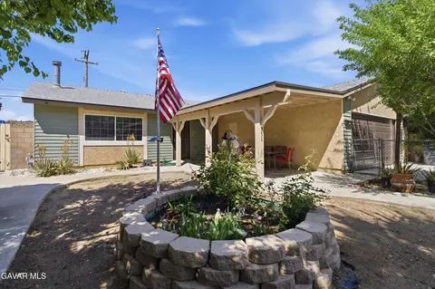 351 Avenue J13 E, Lancaster, CA 93535