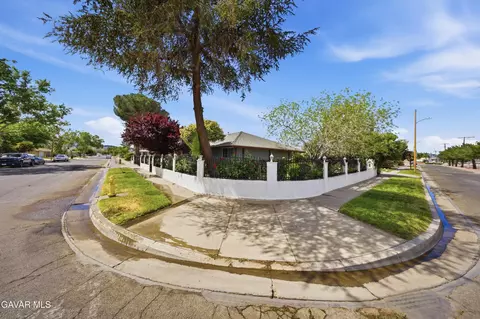 37945 26th St, Palmdale, CA 93550 photo 28