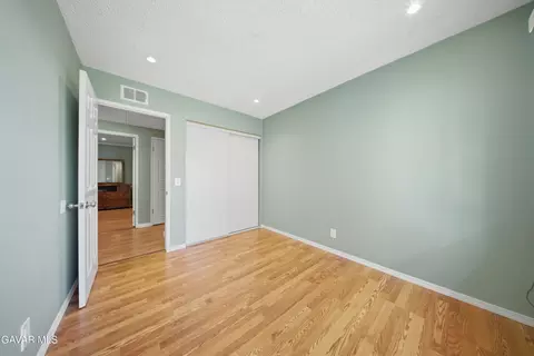 37945 26th St, Palmdale, CA 93550 photo 13