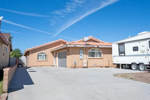Exterior - 37551 29th St E, Palmdale, CA 93550 photo 1 of 2