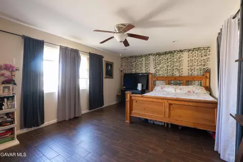 Bedroom - 37551 29th St E, Palmdale, CA 93550 photo 4 of 4