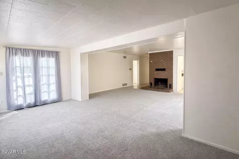 Living - 44502 2nd St, Lancaster, CA 93535 photo 2 of 2