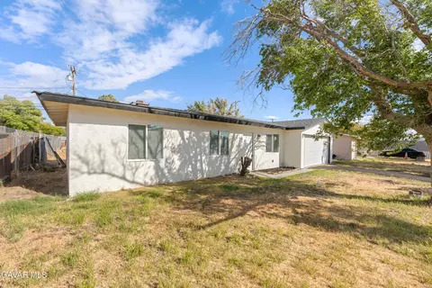 Exterior - 3248 Gregory Dr, Mojave, CA 93501 photo 3 of 9