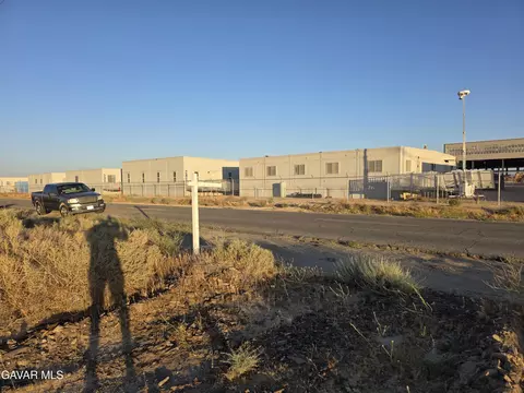 Sopp Road, Mojave, CA 93501 photo 4