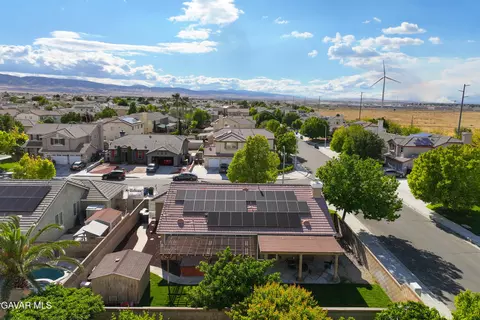 View/Area - 44340 W 46th St, Lancaster, CA 93536 photo 3 of 7