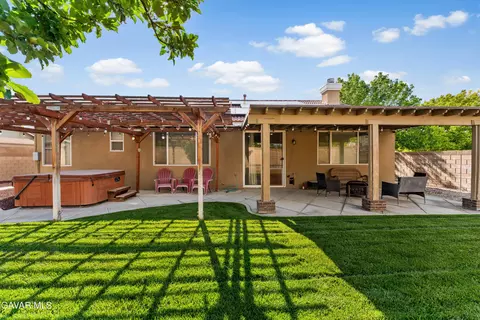 Exterior - 44340 W 46th St, Lancaster, CA 93536 photo 6 of 8