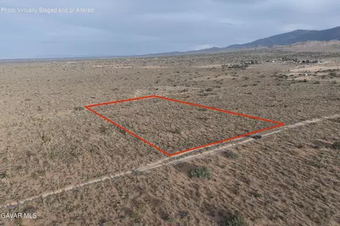 0 223rd St E, Llano, CA 93544 photo 13