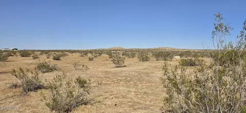 E Ave H, Lancaster, CA 93535 photo 3
