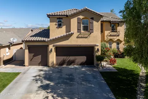 Exterior - 905 Valerie Ln, Tehachapi, CA 93561 photo 3 of 6