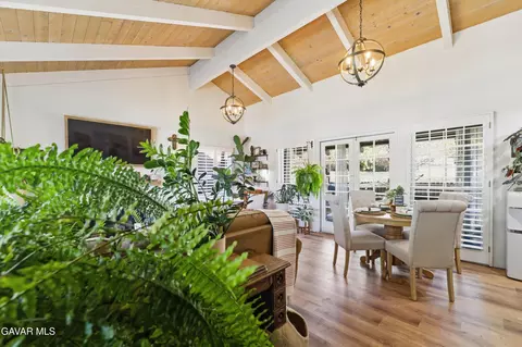 Dining - 5 Meadow Lakes Dr, Tehachapi, CA 93561 photo 2 of 3