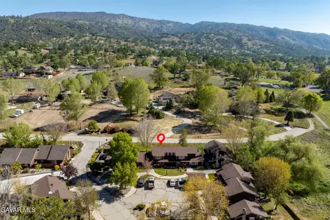 View/Area - 5 Meadow Lakes Dr, Tehachapi, CA 93561 photo 3 of 7