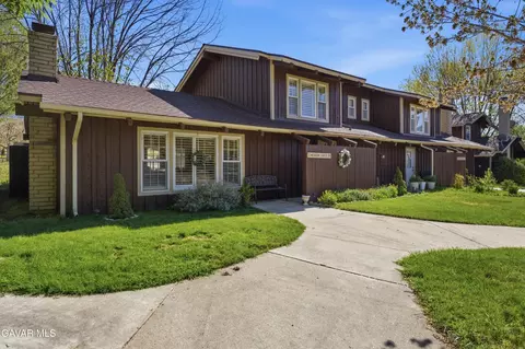 Exterior - 5 Meadow Lakes Dr, Tehachapi, CA 93561 photo 3 of 6