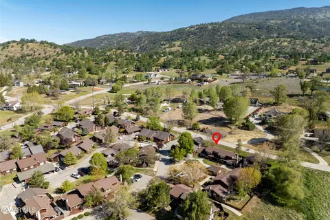 View/Area - 5 Meadow Lakes Dr, Tehachapi, CA 93561 photo 4 of 7