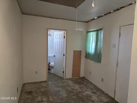 26501 Ferguson St, Boron, CA 93516 photo 6