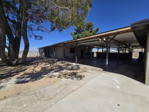 26501 Ferguson St, Boron, CA 93516 photo 3