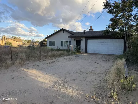 5056 Avenue K 12 W, Lancaster, CA 93536