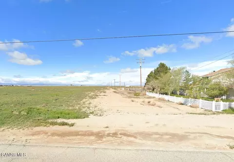 5700 Ave E12 E, Lancaster, CA 93535