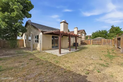 2629 E Kettering St, Lancaster, CA 93535 photo 13