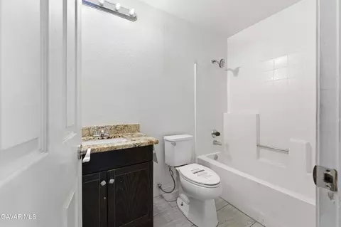 2629 E Kettering St, Lancaster, CA 93535 photo 10