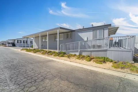 1550 20th St W #76, Rosamond, CA 93560
