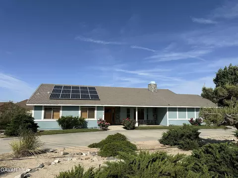 42600 23rd St W, Lancaster, CA 93536