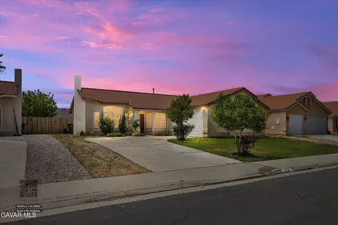 3518 San Jacinto Ave, Rosamond, CA 93560
