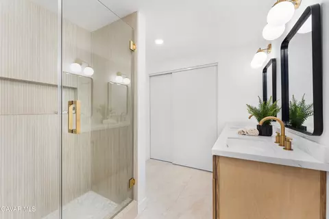 Bath - 378 Murray Ave, Camarillo, CA 93012 photo 2 of 5