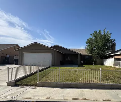 2120 Buckwheat Ave, Rosamond, CA 93560