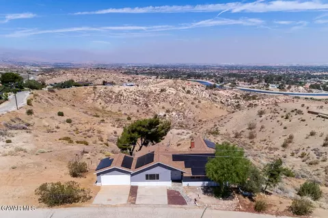35433 Alida Ln, Palmdale, CA 93552