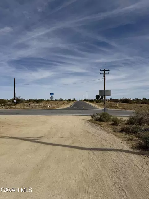 01 200th Street East St, Lancaster, CA 93535 photo 3
