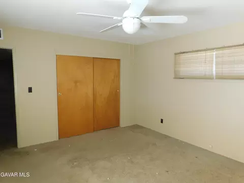 Bedroom - 16873 Alexander Ave, North Edwards, CA 93523 photo 2 of 5