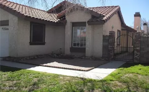 3212 Avenue S1 E, Palmdale, CA 93550