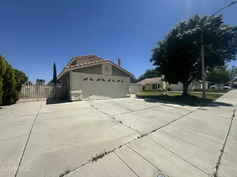 37806 Sulphur Springs Rd, Palmdale, CA 93552