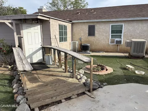3107 E Avenue R-5, Palmdale, CA 93550 photo 5