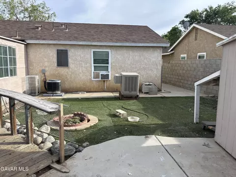 3107 E Avenue R-5, Palmdale, CA 93550 photo 6