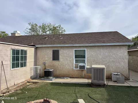 3107 E Avenue R-5, Palmdale, CA 93550 photo 9