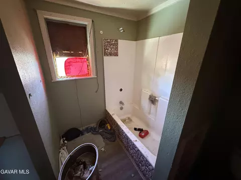 18296 Claymine Rd, Edwards, CA 93524 photo 9